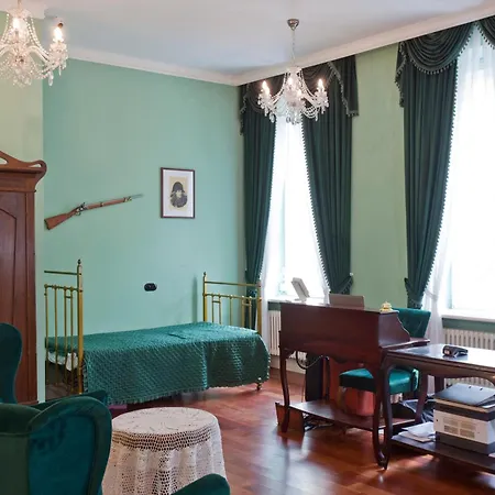 Aparthotel Tiffi Old Town Varšava