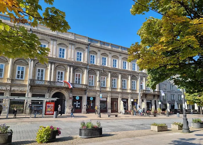 Tiffi Old Town Aparthotel 4*