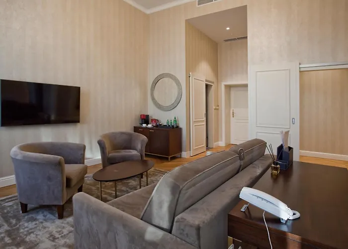 Tiffi Old Town Warschau