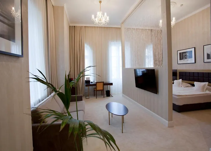 Tiffi Old Town Aparthotel Warschau