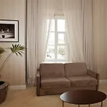 Apart-hotel Tiffi Old Town