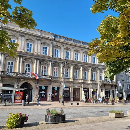 Tiffi Old Town Aparthotel 4*
