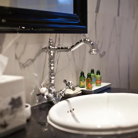 Tiffi Old Town Aparthotel Warsaw